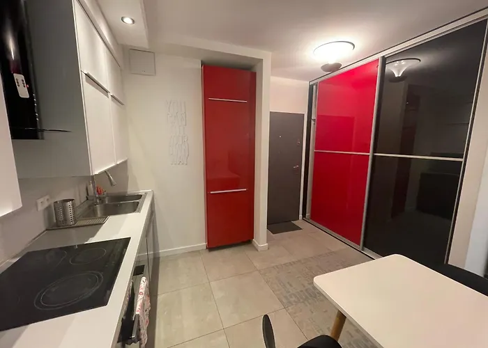 Daire Boznicza Modern Apartment, Self Check-in 24h, Free Parking Poznan